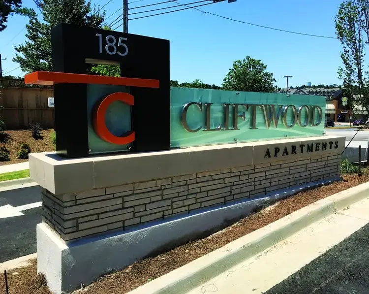 Monument sign 15
